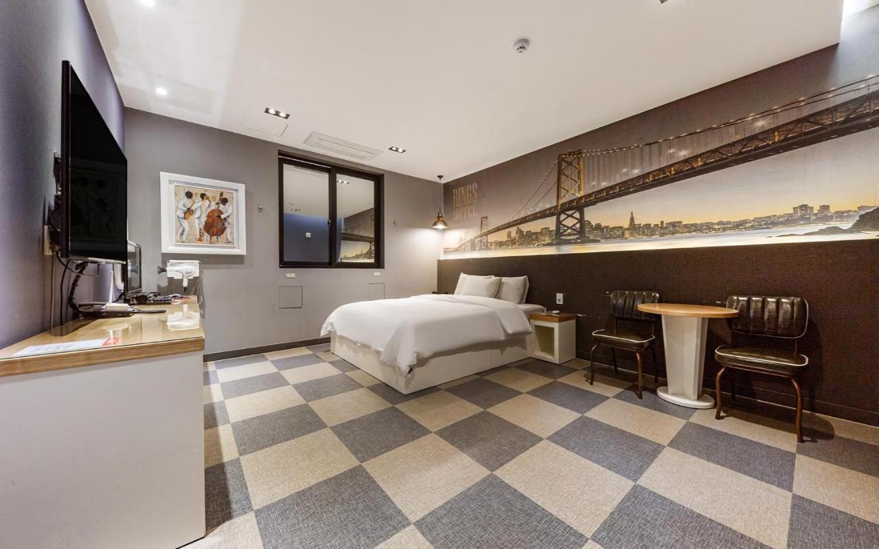جونسان Motel Rings المظهر الخارجي الصورة
